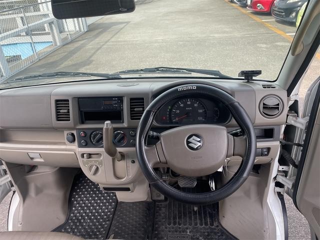 0508493A30260828W00217.jpg