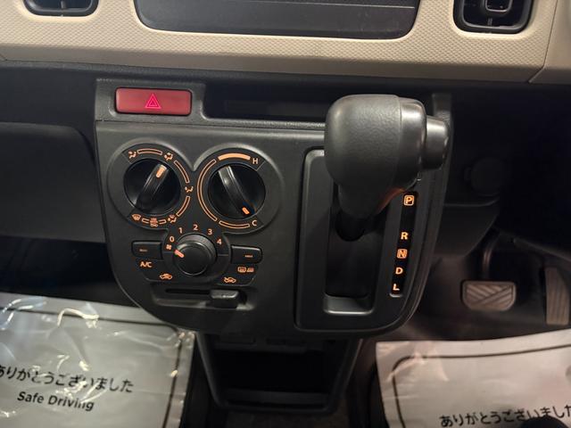 0302448A30260528W00404.jpg