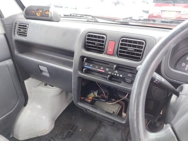 0200342A30260901W00108.jpg