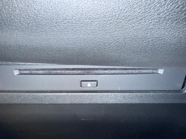 0706896A30260216W00108.jpg