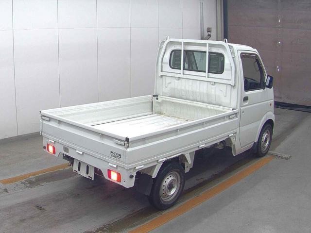 25308940_carP_l_3.jpg