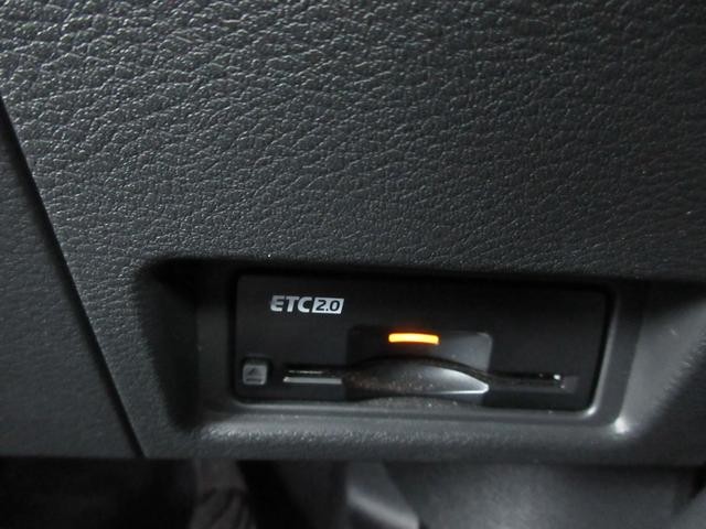 0541410A30261002W00110.jpg