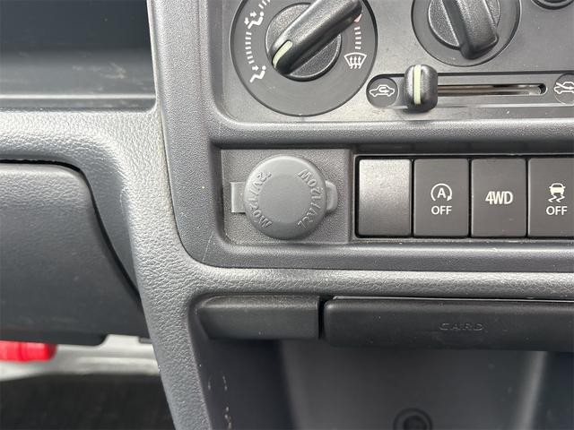 0201183A30260914W00217.jpg