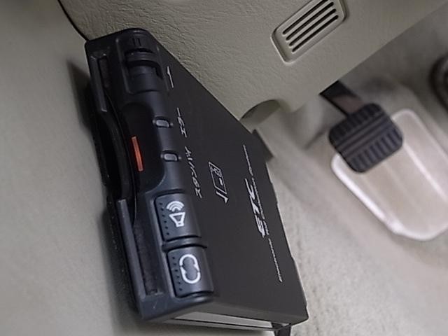 0400957A30250801W00103.jpg