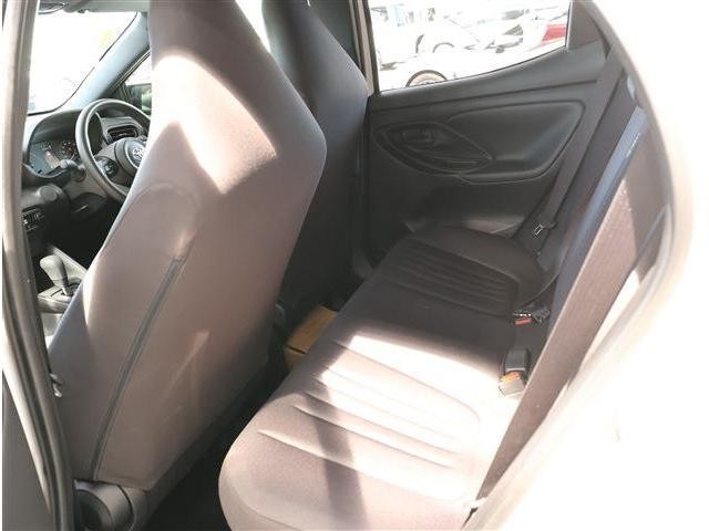 25638190_carP_l_20.jpg