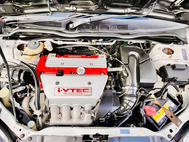 0803309A30260420W00209.jpg