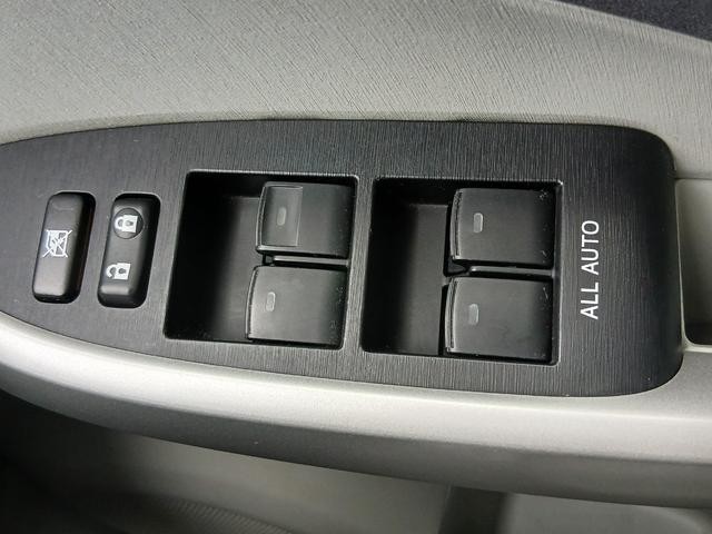 0404311A30261003W00113.jpg