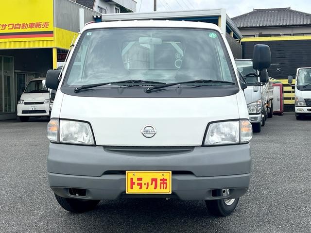 0208643A30260425W00101.jpg