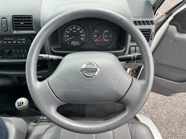 0208643A30260425W00115.jpg