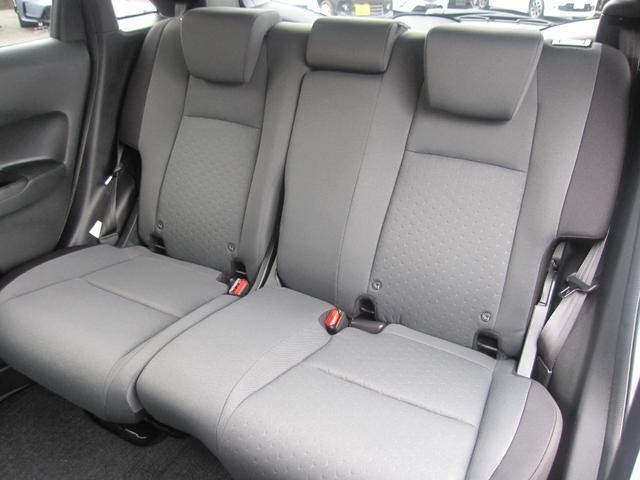 0804732A30260808W00213.jpg