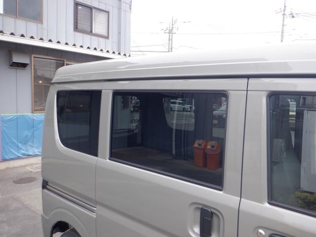 0540095A30260903W00416.jpg