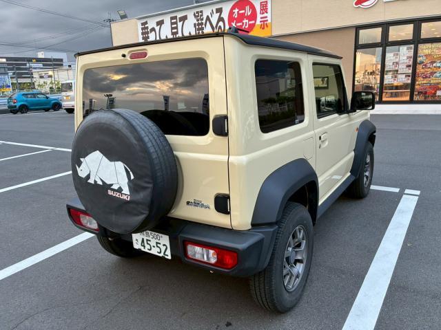 24264859_carP_l_3.jpg