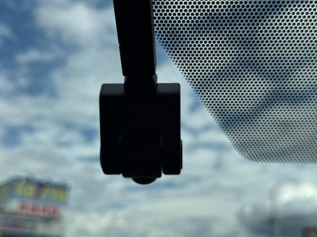 0500068A30260922W00413.jpg