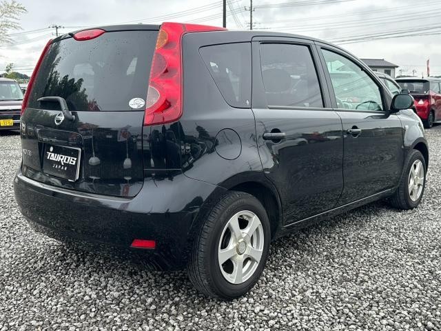 26385315_carP_l_8.jpg