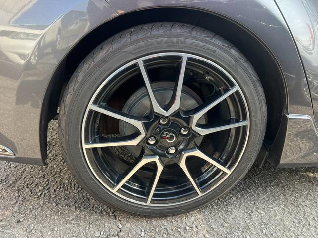 1310374A30261020W00116.jpg