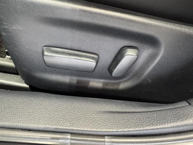 0200726A30260528W00619.jpg
