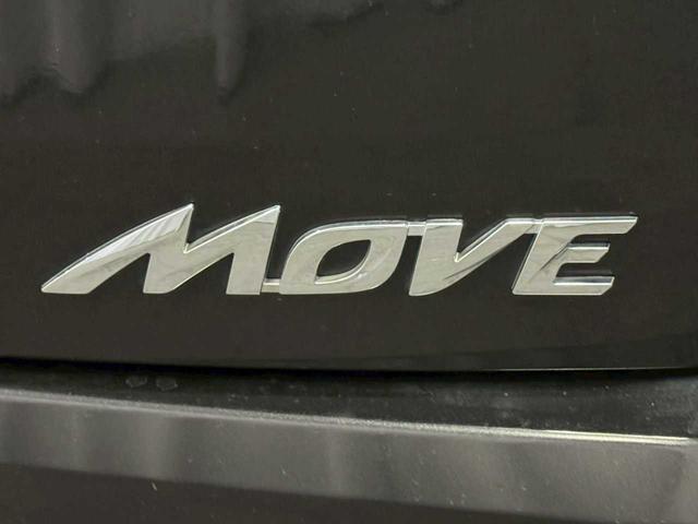 0303903A30260502W00111.jpg