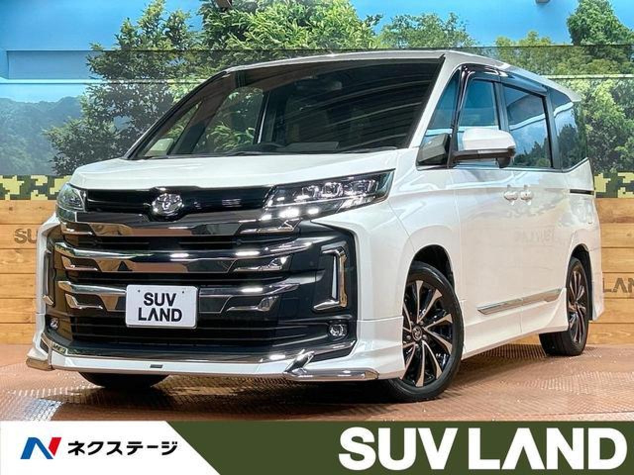 2022 Toyota Noah, photo 1 of 1