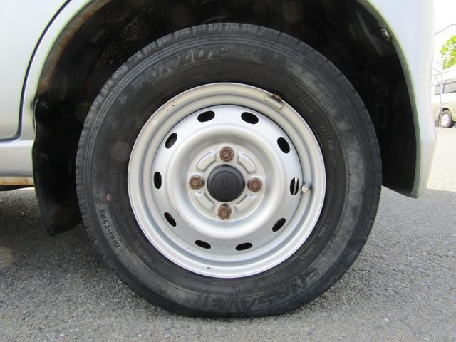 0403558A30260422W01216.jpg