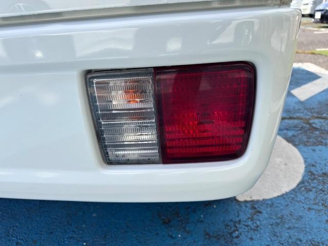 0404193A30251001W00114.jpg