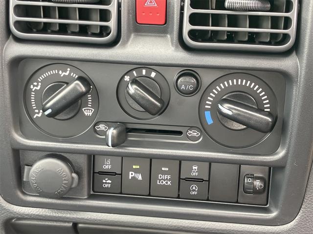 0207701A30260523W00307.jpg