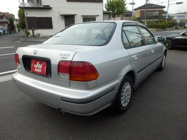 23555052_carP_l_10.jpg