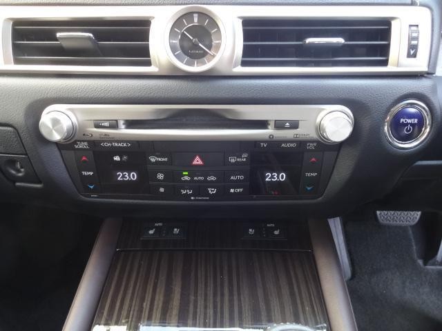 27087319_carP_l_5.jpg