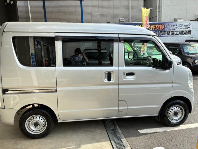 0507358A30260426W00105.jpg