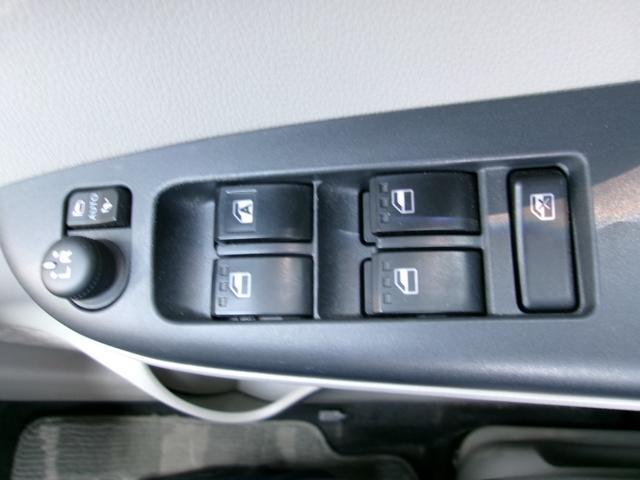 0400014A30260525W00114.jpg