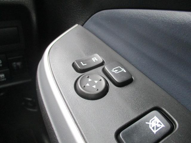 0500632A20260917S00216.jpg