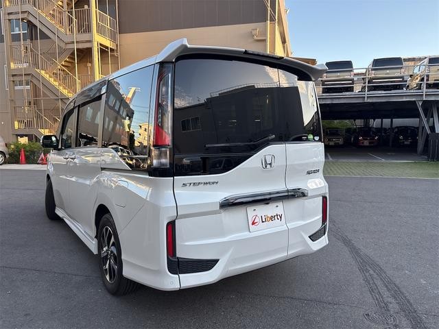 0701359A30261003W00416.jpg