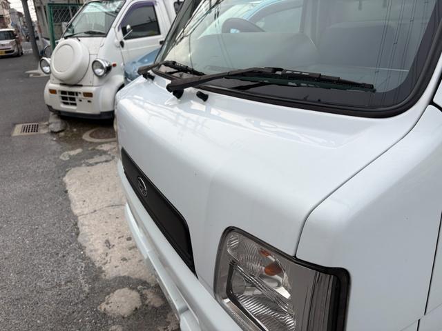 0708765A30260325W00116.jpg