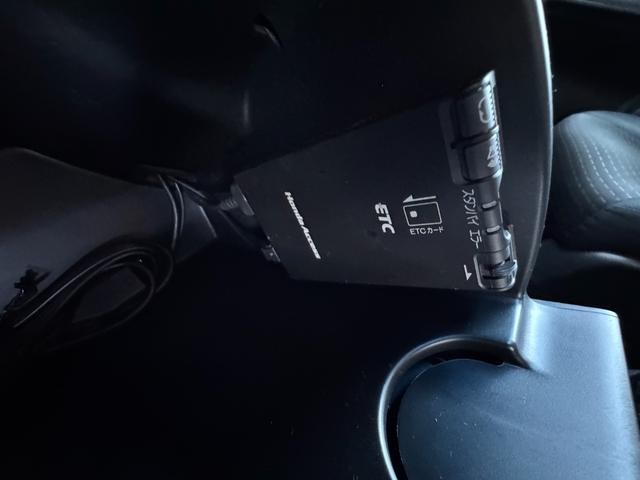 0403606A30260506W00115.jpg