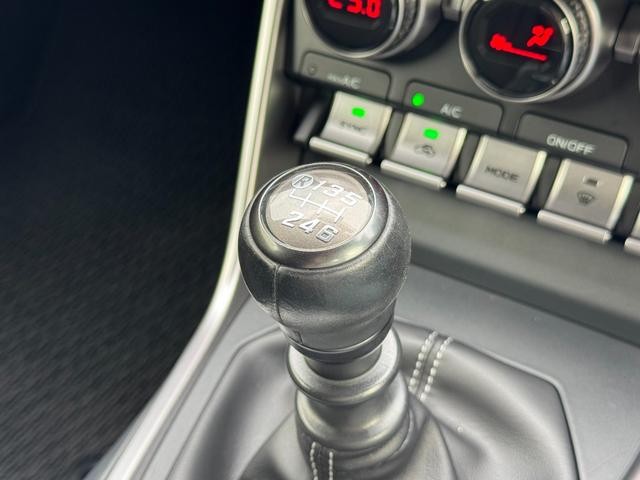 0504900A30261023W00218.jpg