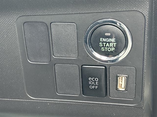 0403499A30261027W01206.jpg