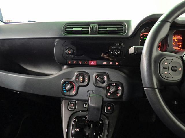 0230024A30260618W00801.jpg
