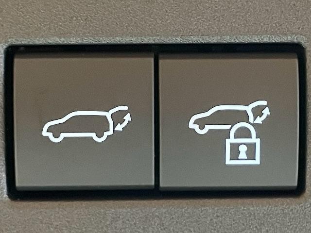 0208369A20260922D00108.jpg