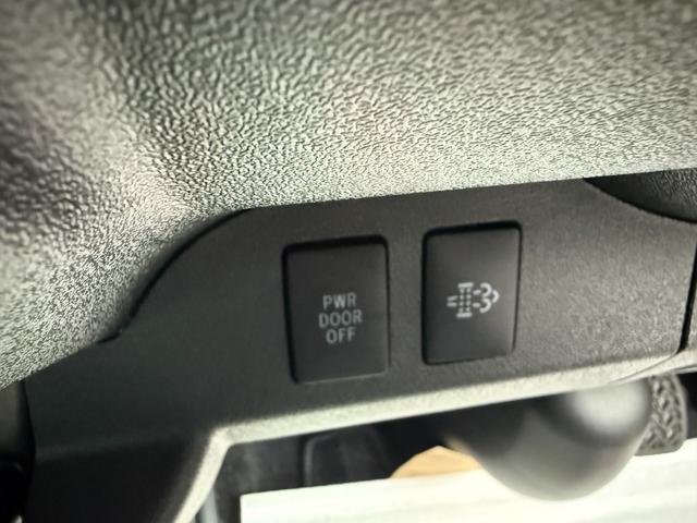 0300152A30250623W00116.jpg
