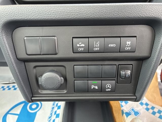 0903448A30260719W00216.jpg