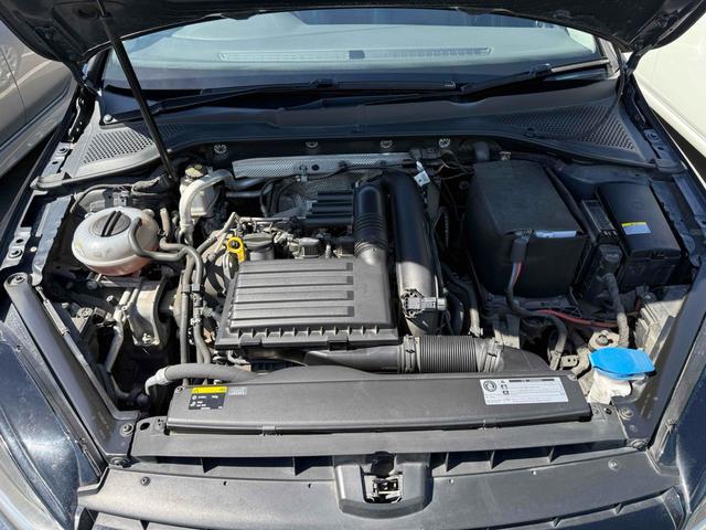 0171033A30260512W00118.jpg