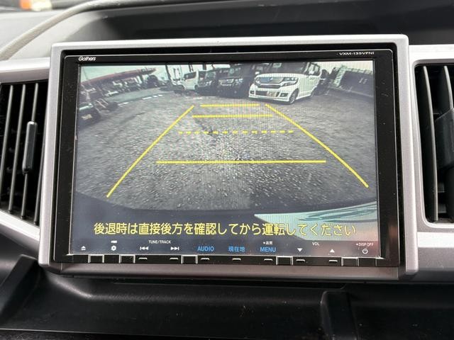 0404110A30260521W00102.jpg