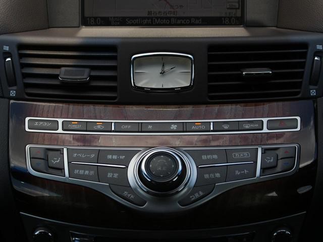 0520046A30260812W00115.jpg