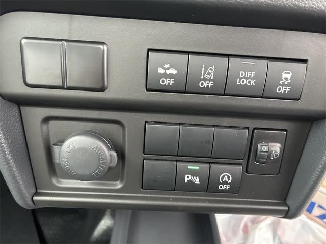 0903448A30260916W00204.jpg