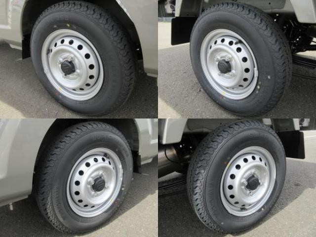 26403275_carP_l_2.jpg