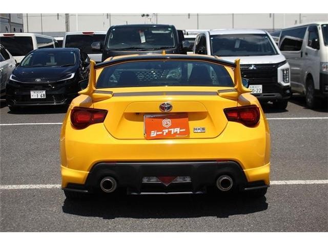 25646956_carP_l_7.jpg