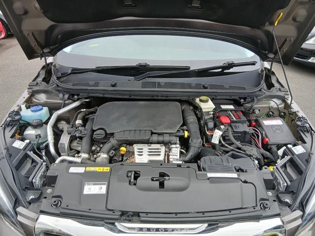 9510417A30261003W00315.jpg