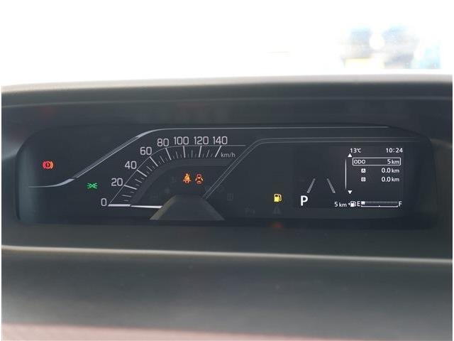 24547184_carP_l_10.jpg