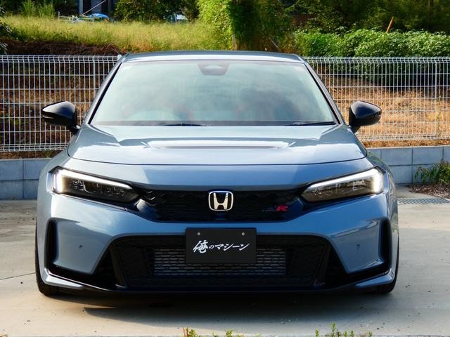 0540452A30260801W00107.jpg