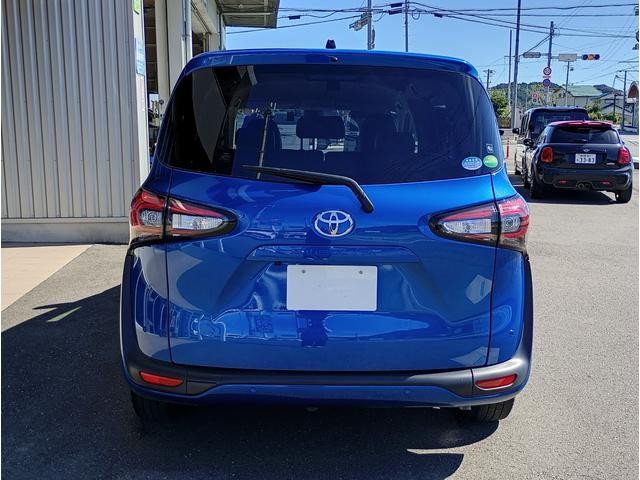 0620028A30261016W00104.jpg