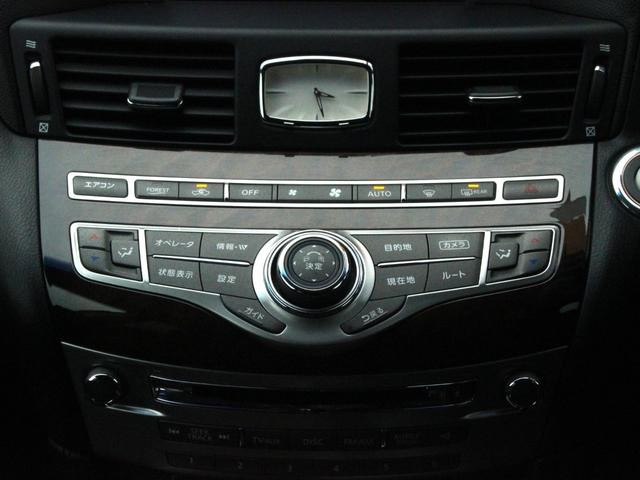 0520029A30260901W00216.jpg